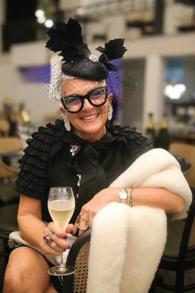 Italian Style, London: Pinkananas Image Consultancy by Nicoletta Adda, Image Consultant London, personal stylist London, wardrobe sorting, first impression, personal shopping London, personal shopper London, shopping in Italy, corporate image, colour analysis, personal style, image makeover, personal brand, workshops