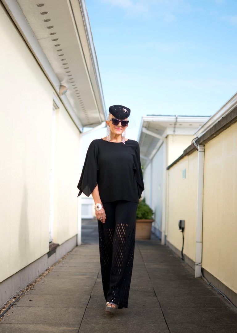 Italian Style, London: Pinkananas Image Consultancy by Nicoletta Adda, Image Consultant London, personal stylist London, wardrobe sorting, first impression, personal shopping London, personal shopper London, shopping in Italy, corporate image, colour analysis, personal style, image makeover, personal brand, workshops